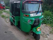 Bajaj RE 205 2019 Three Wheel