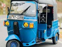 Bajaj RE 205 2011 Three Wheel