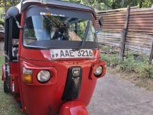 Bajaj RE 205 2012 Three Wheel
