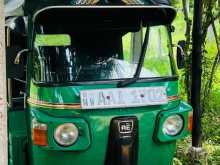 Bajaj RE 205 2013 Three Wheel