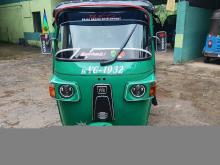 Bajaj RE 205 2011 Three Wheel