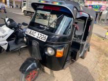 Bajaj RE 205 2012 Three Wheel