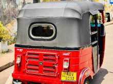 https://riyasewana.com/uploads/bajaj-re-205-281354544742.jpg