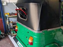 Bajaj RE 205 2012 Three Wheel
