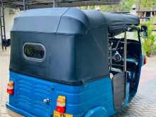 https://riyasewana.com/uploads/bajaj-re-205-281735304043.jpg