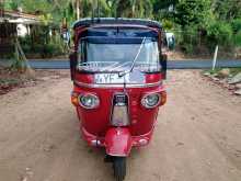 Bajaj RE 205 2011 Three Wheel