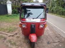 Bajaj RE 205 2011 Three Wheel