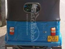 https://riyasewana.com/uploads/bajaj-re-205-29105726654688.jpg
