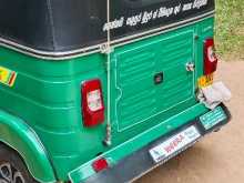 https://riyasewana.com/uploads/bajaj-re-205-291124044173.jpg