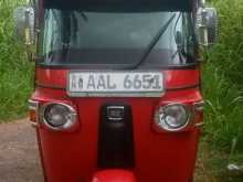 Bajaj RE 205 2013 Three Wheel