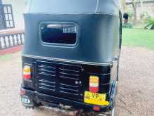 https://riyasewana.com/uploads/bajaj-re-205-292053394013.jpg