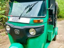 Bajaj RE 205 2015 Three Wheel