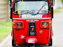 Bajaj RE 205 2013 Three Wheel