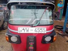 Bajaj RE 205 2012 Three Wheel