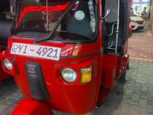 Bajaj RE 205 2011 Three Wheel