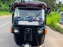 Bajaj RE 205 2011 Three Wheel