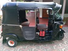 https://riyasewana.com/uploads/bajaj-re-205-31019056554.jpg
