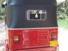 https://riyasewana.com/uploads/bajaj-re-205-31025144202.jpg
