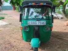 Bajaj RE 205 2013 Three Wheel