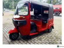https://riyasewana.com/uploads/bajaj-re-205-311330464713.jpg