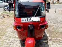 Bajaj RE 205 2011 Three Wheel