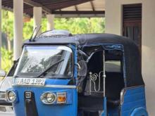 Bajaj RE 205 2012 Three Wheel