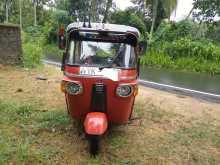 Bajaj RE 205 2011 Three Wheel