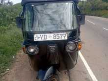 Bajaj RE 205 2010 Three Wheel