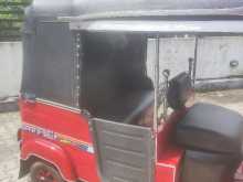 https://riyasewana.com/uploads/bajaj-re-205-31351134053.jpg