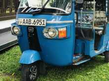 Bajaj RE 205 2012 Three Wheel