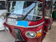 https://riyasewana.com/uploads/bajaj-re-205-31716504692.jpg