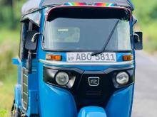 https://riyasewana.com/uploads/bajaj-re-205-317482724251.jpg