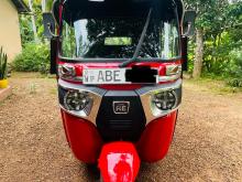 Bajaj RE 205 2015 Three Wheel