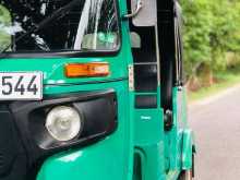 https://riyasewana.com/uploads/bajaj-re-205-31956384532.jpg