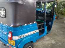 https://riyasewana.com/uploads/bajaj-re-205-3221704253.jpg