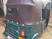 Bajaj RE 205 2010 Three Wheel
