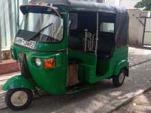 Bajaj RE 205 2011 Three Wheel