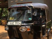 https://riyasewana.com/uploads/bajaj-re-205-41253196475.jpg