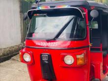 https://riyasewana.com/uploads/bajaj-re-205-41325176396.jpg