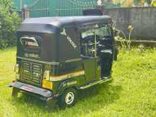 https://riyasewana.com/uploads/bajaj-re-205-41452474773.jpg