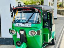 Bajaj RE 205 2011 Three Wheel