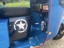 https://riyasewana.com/uploads/bajaj-re-205-418171224122.jpg