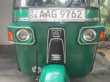 Bajaj RE 205 2012 Three Wheel