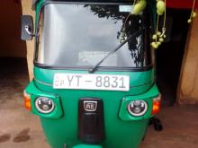 Bajaj RE 205 2011 Three Wheel