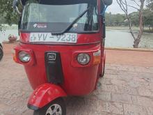 Bajaj RE 205 2012 Three Wheel