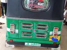 https://riyasewana.com/uploads/bajaj-re-205-51718554082.jpg