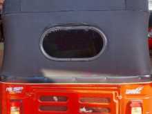 https://riyasewana.com/uploads/bajaj-re-205-52017534923.jpg