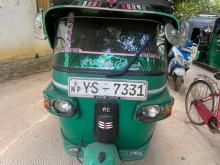 Bajaj RE 205 2011 Three Wheel