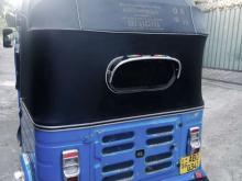 https://riyasewana.com/uploads/bajaj-re-205-52208006684.jpg