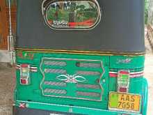https://riyasewana.com/uploads/bajaj-re-205-52341144263.jpg